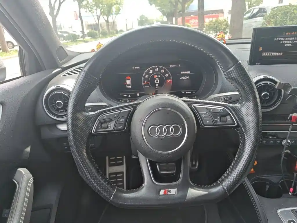 Audi S3 — миниатюра 3