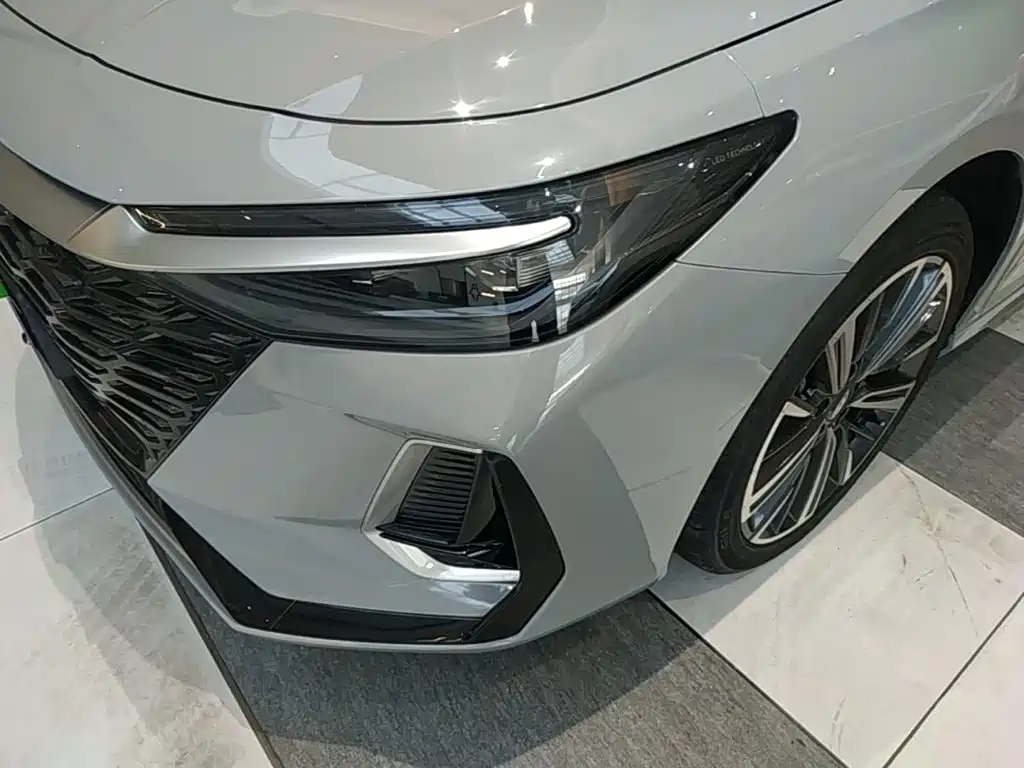 Chery Arrizo 8 — миниатюра 24