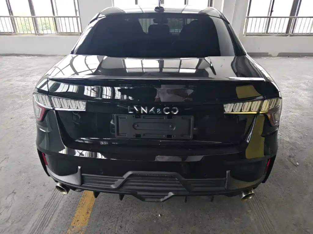 Lynk & Co 03 — миниатюра 6