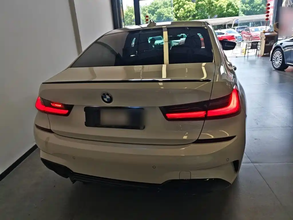BMW 3 Series — миниатюра 6