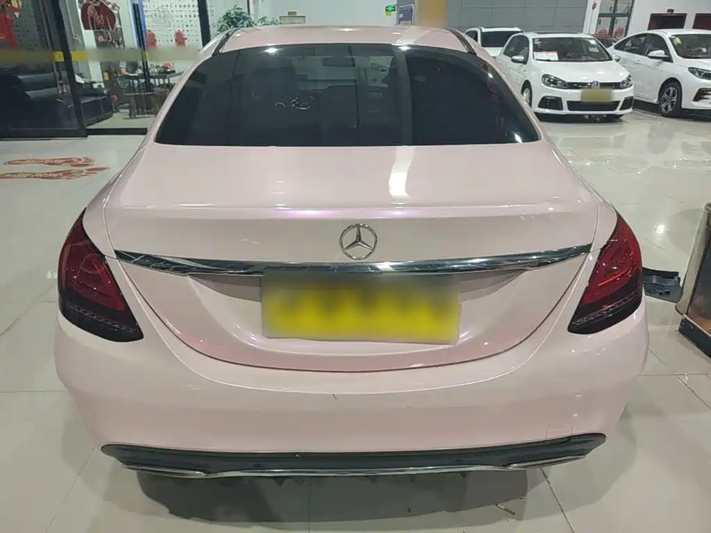 Mercedes-Benz C-Class — миниатюра 6