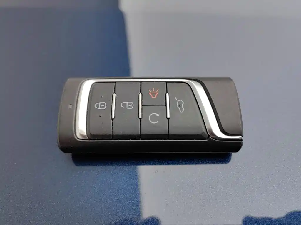 GAC Motor Trumpchi M6 — миниатюра 19