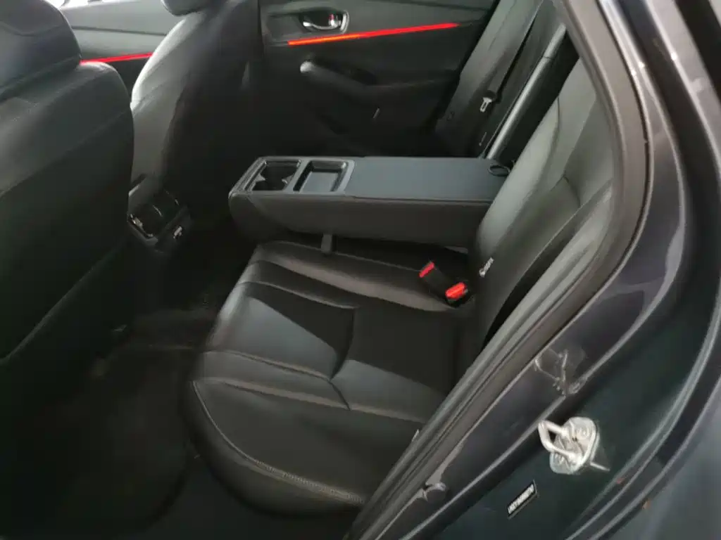 Honda Accord — миниатюра 17