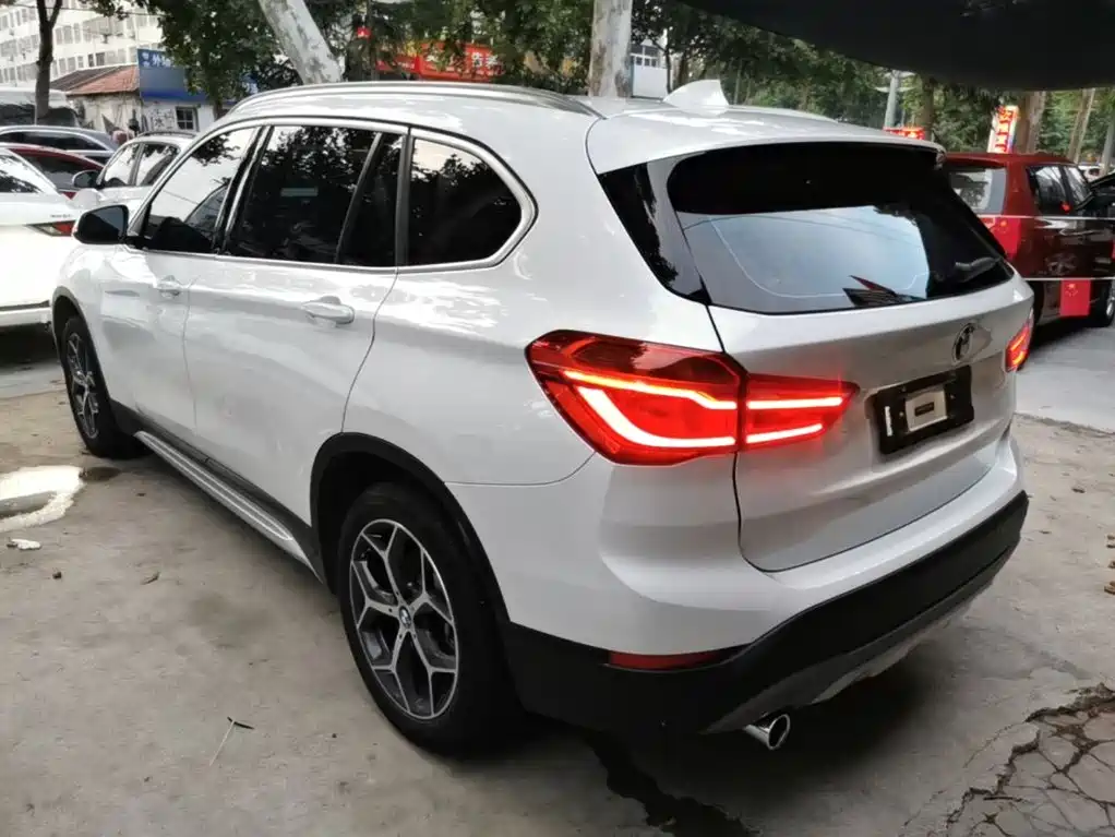 BMW X1 — миниатюра 5