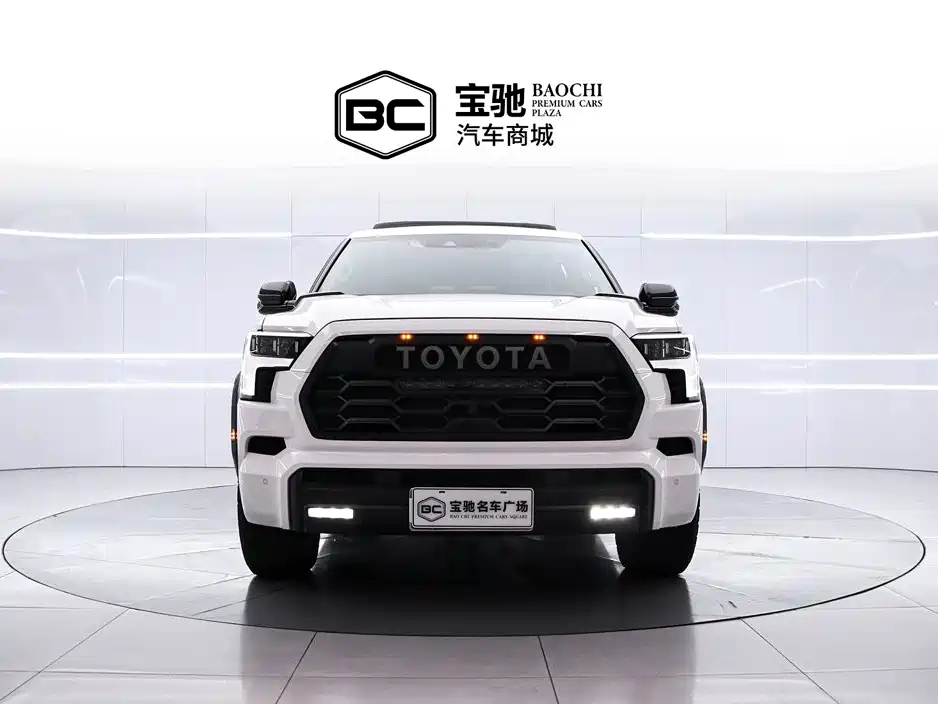 Toyota Sequoia — миниатюра 2