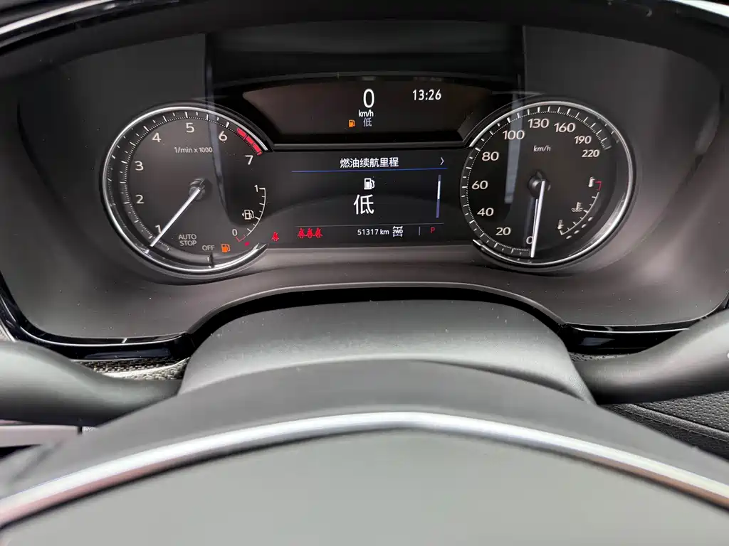Cadillac XT5 — миниатюра 15