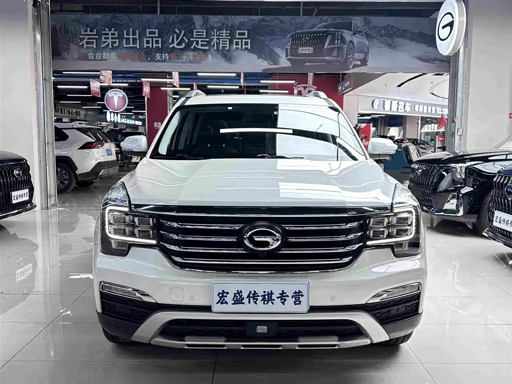 GAC GS8 2017 320T Luxury Smart Connect ( мест)