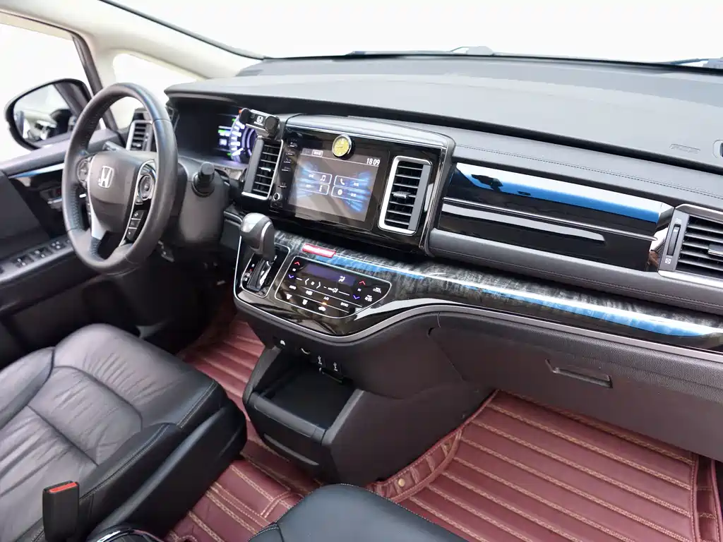 Honda Elysion — миниатюра 8