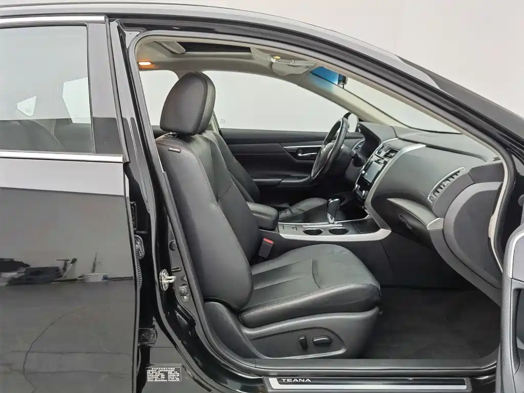 Nissan Teana — миниатюра 23