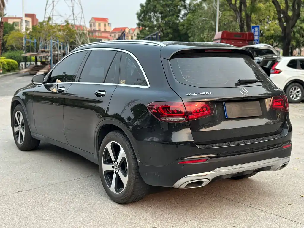 Mercedes-Benz GLC — миниатюра 9