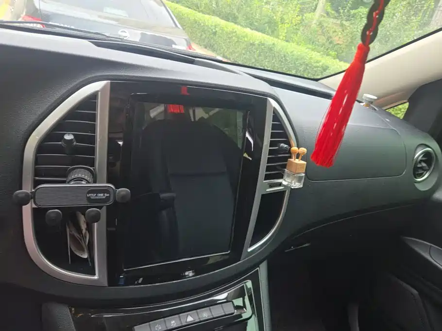 Mercedes-Benz Vito — миниатюра 13