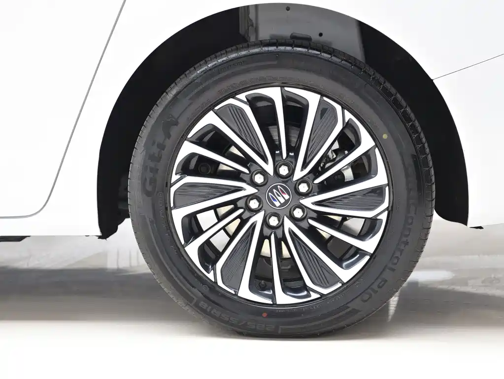 Buick GL8 Hybrid — миниатюра 32