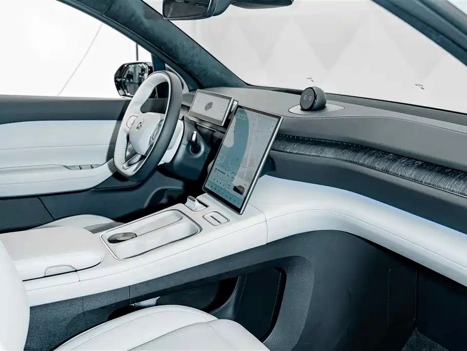 NIO ES6 — миниатюра 18