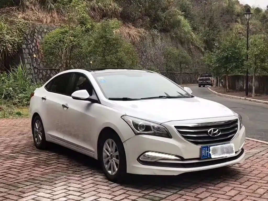 Hyundai Mistra — миниатюра 3