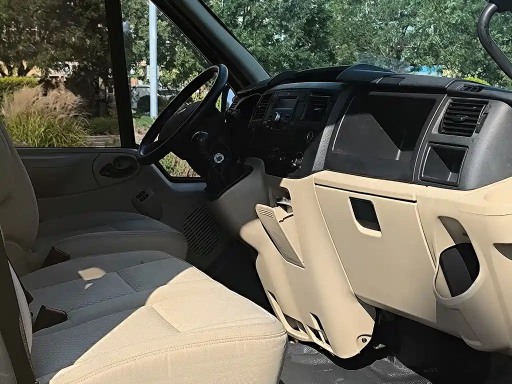 Ford Transit 2019 2.2T Luxury 10 мест VI