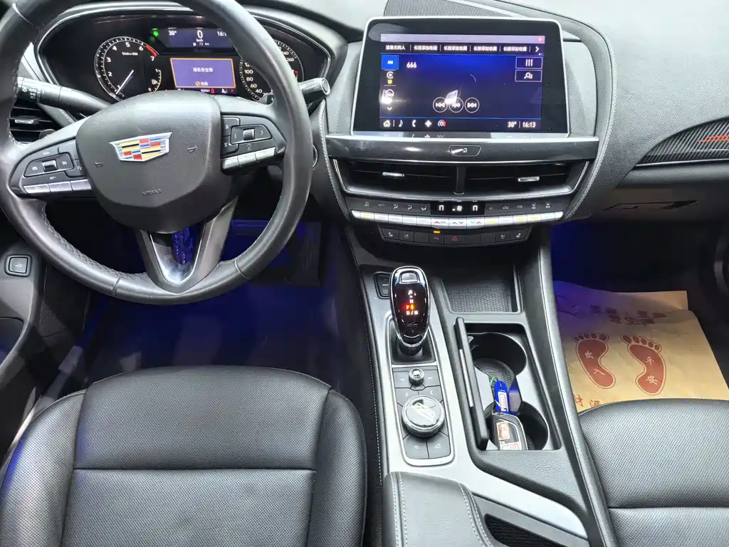 Cadillac CT5 — миниатюра 9