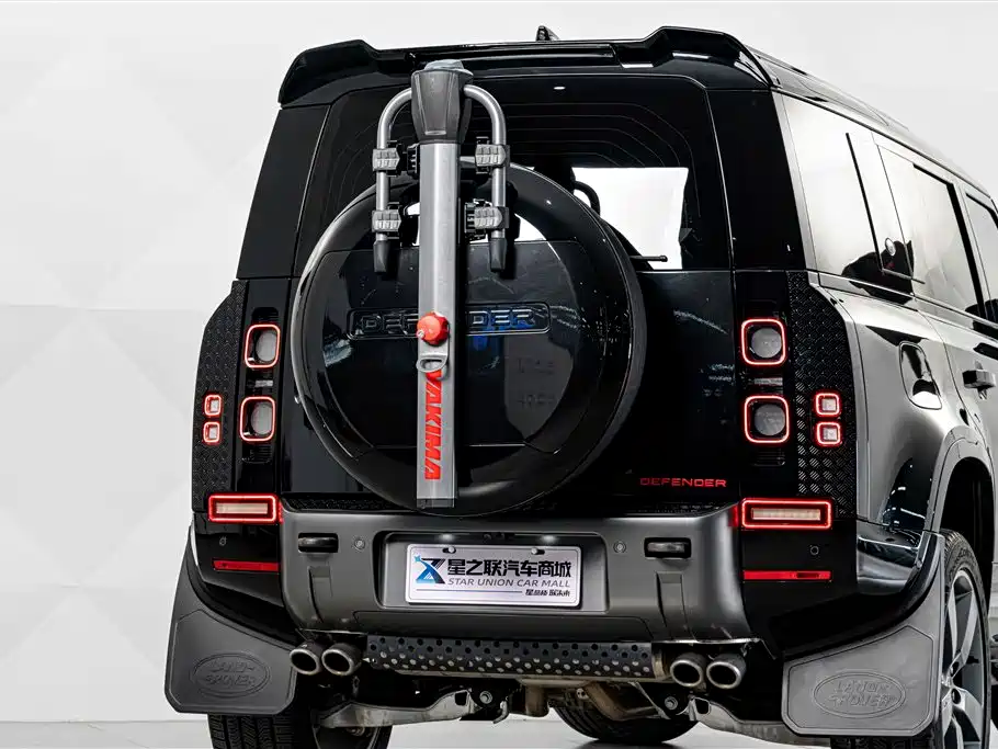 Land Rover Defender — миниатюра 7