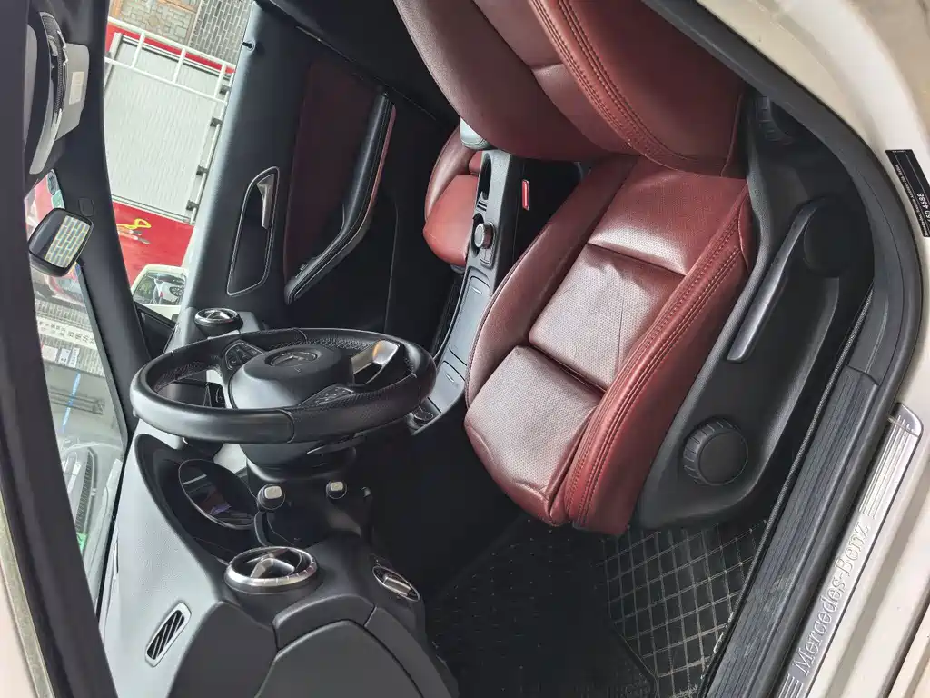 Mercedes-Benz CLA (Import) — миниатюра 6