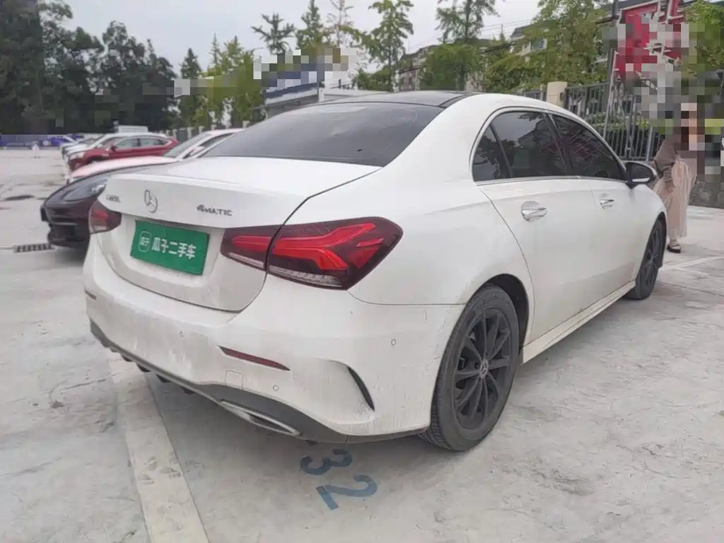 Mercedes-Benz A-Class — миниатюра 7