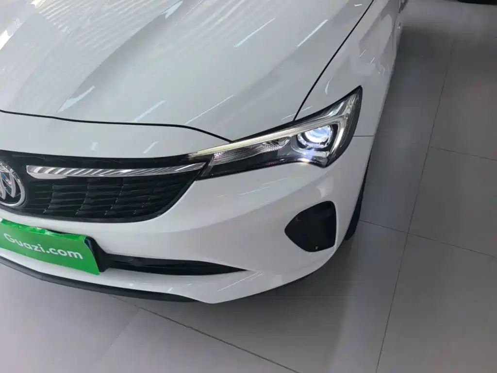 Buick Verano — миниатюра 24