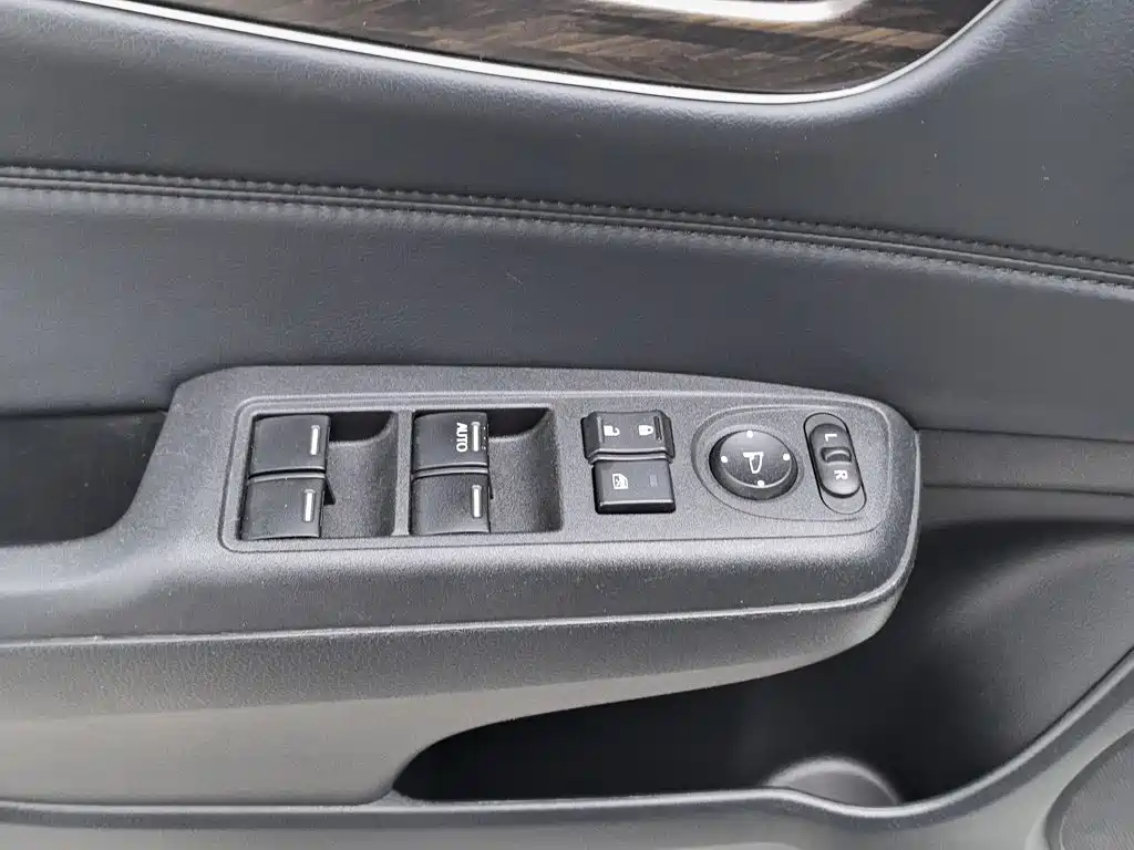Honda Jade — миниатюра 9