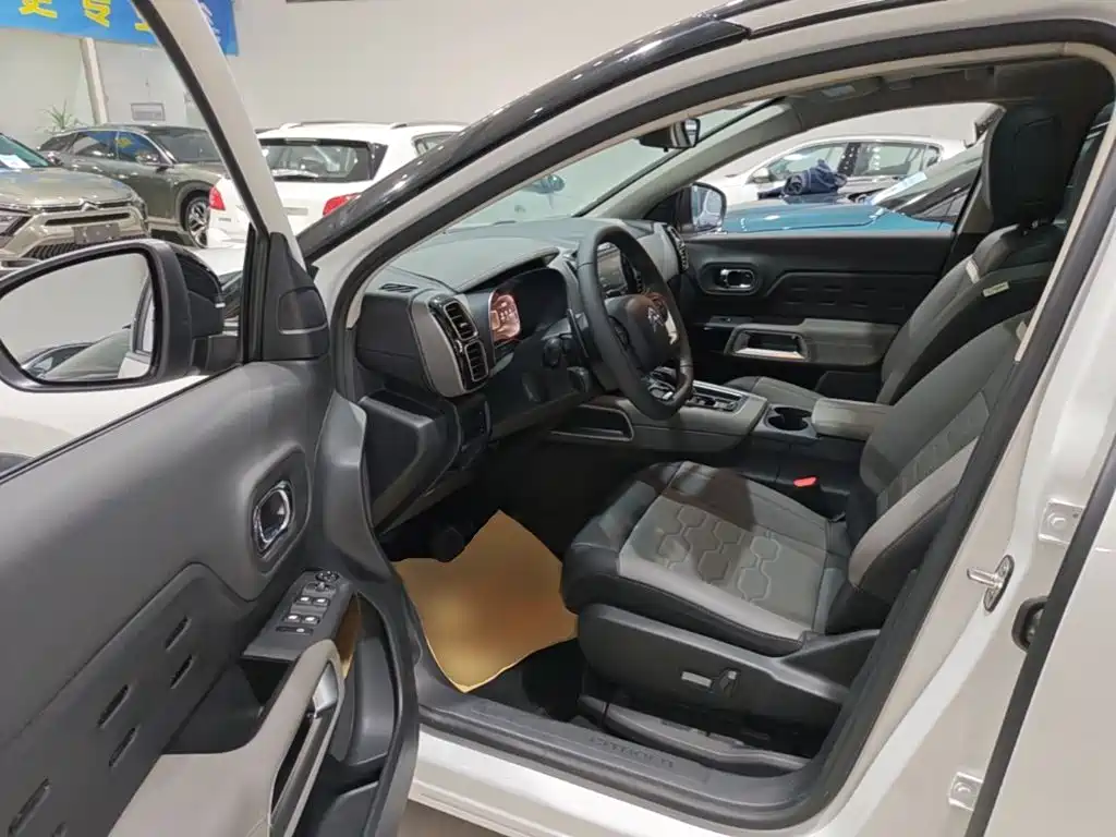 Citroen C5 AIRCROSS — миниатюра 16