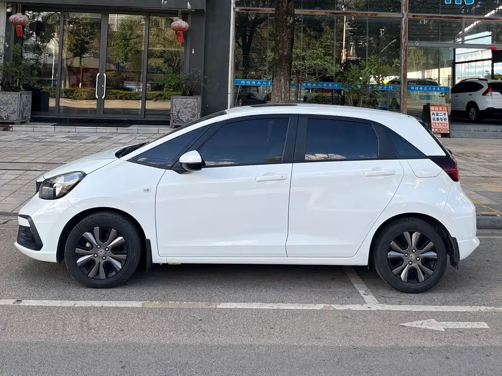 Honda Fit — миниатюра 3