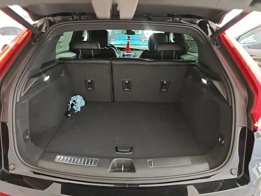 Cadillac XT4 — миниатюра 19