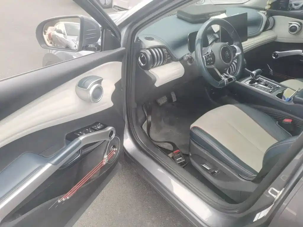 BYD Yuan Plus — миниатюра 16