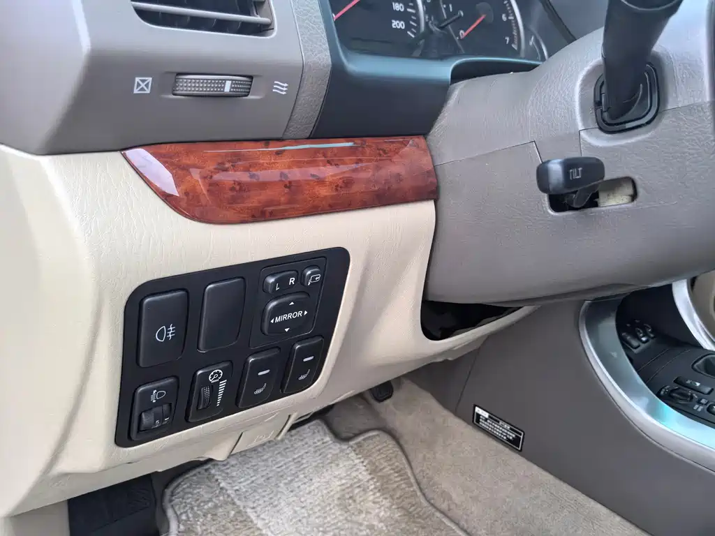 Toyota Prado — миниатюра 21