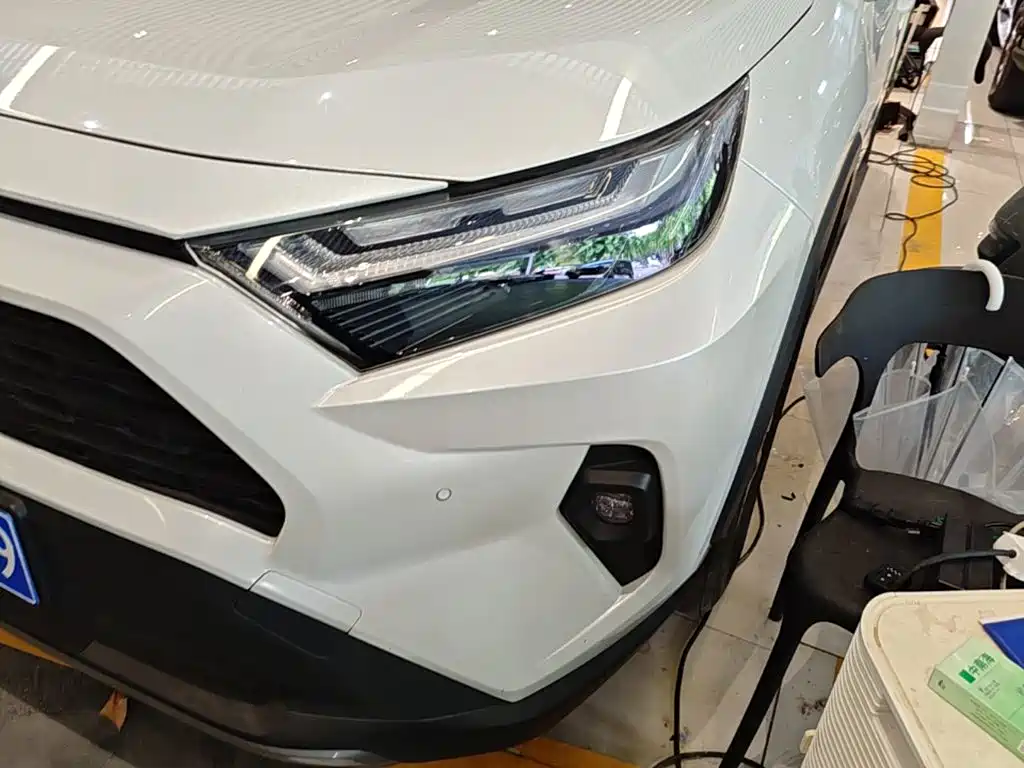 Toyota RAV4 — миниатюра 24