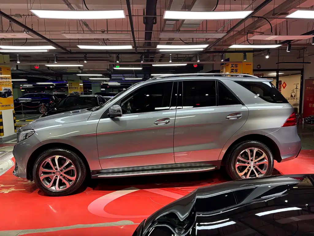 Mercedes-Benz GLE (Import) — миниатюра 8