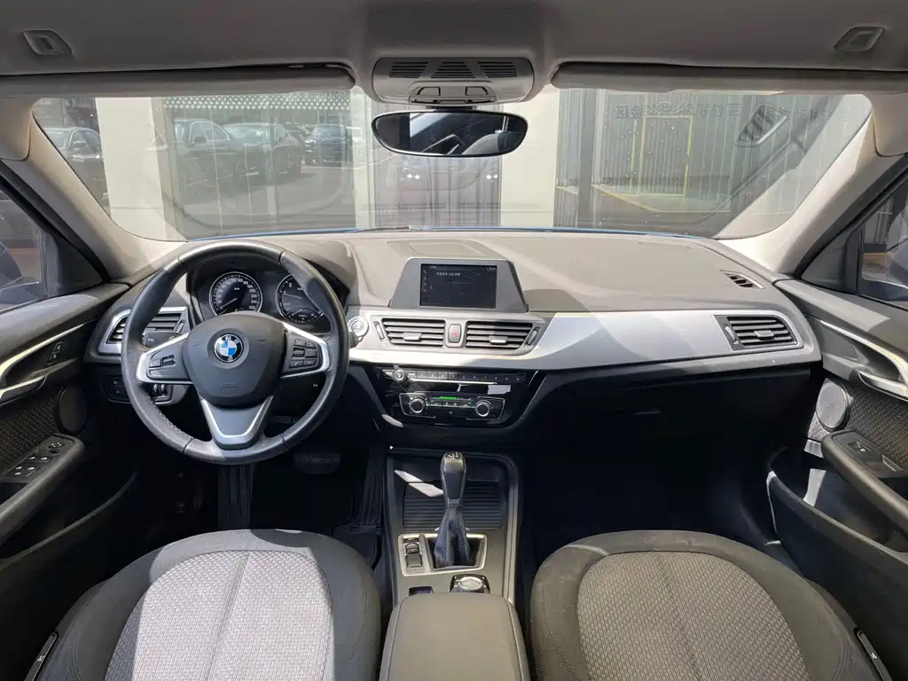 BMW 1 Series — миниатюра 10