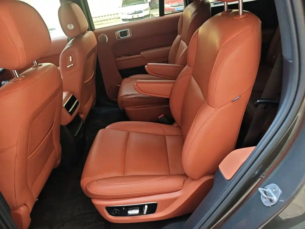 Li Auto Li L8 — миниатюра 17