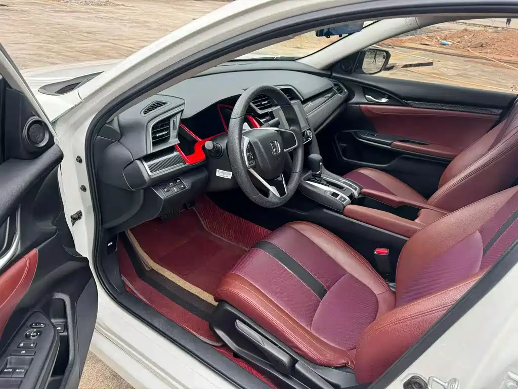 Honda Civic — миниатюра 4