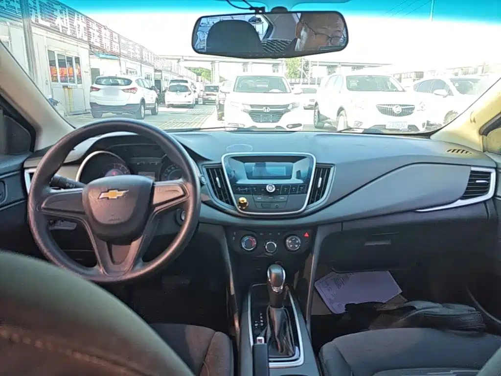 Chevrolet Cavalier — миниатюра 10