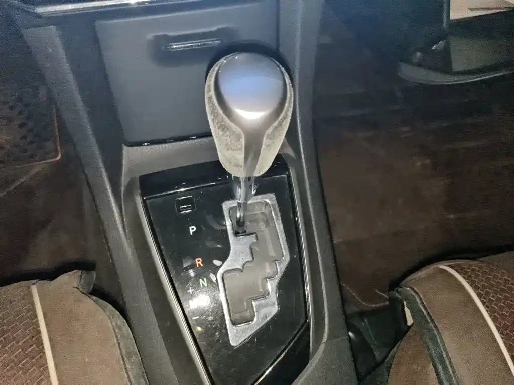 Toyota Corolla — миниатюра 11