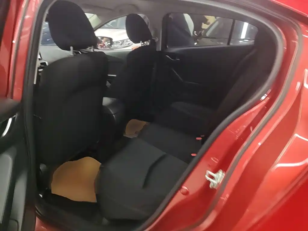 Mazda 3 Axela — миниатюра 17