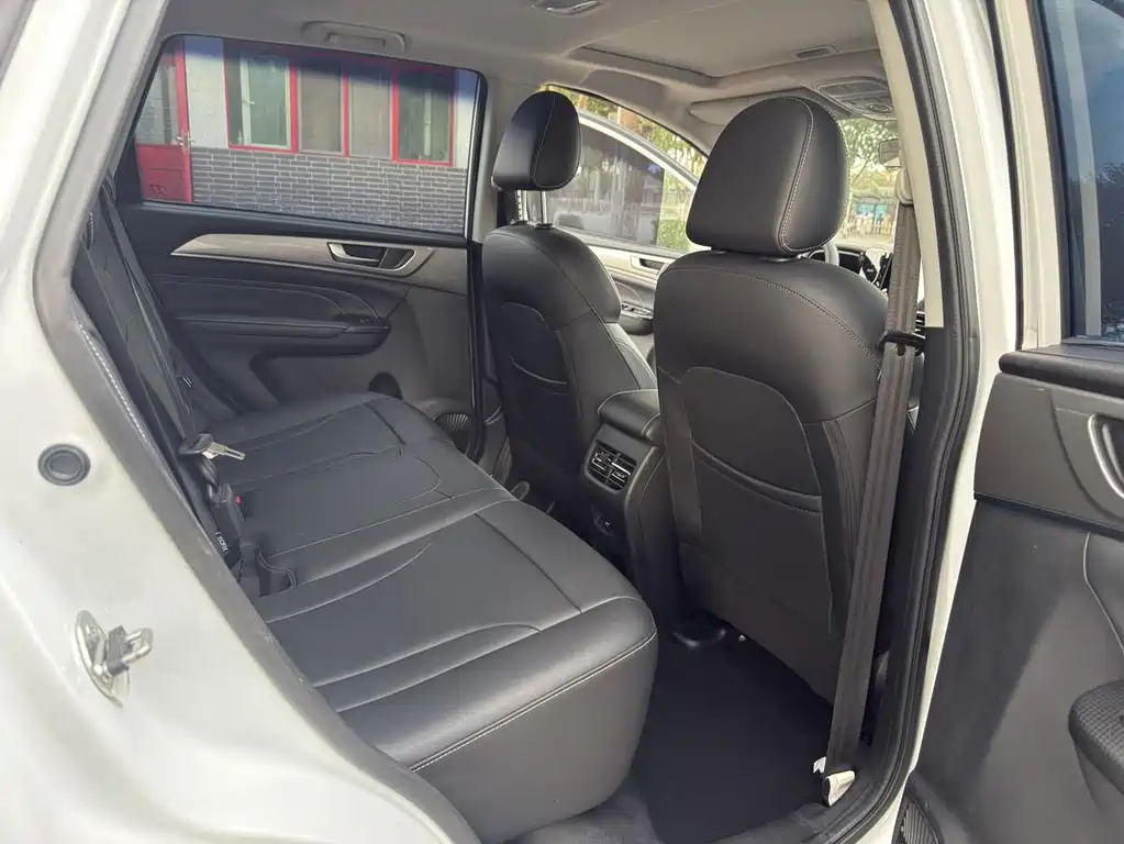 Haval M6 — миниатюра 12