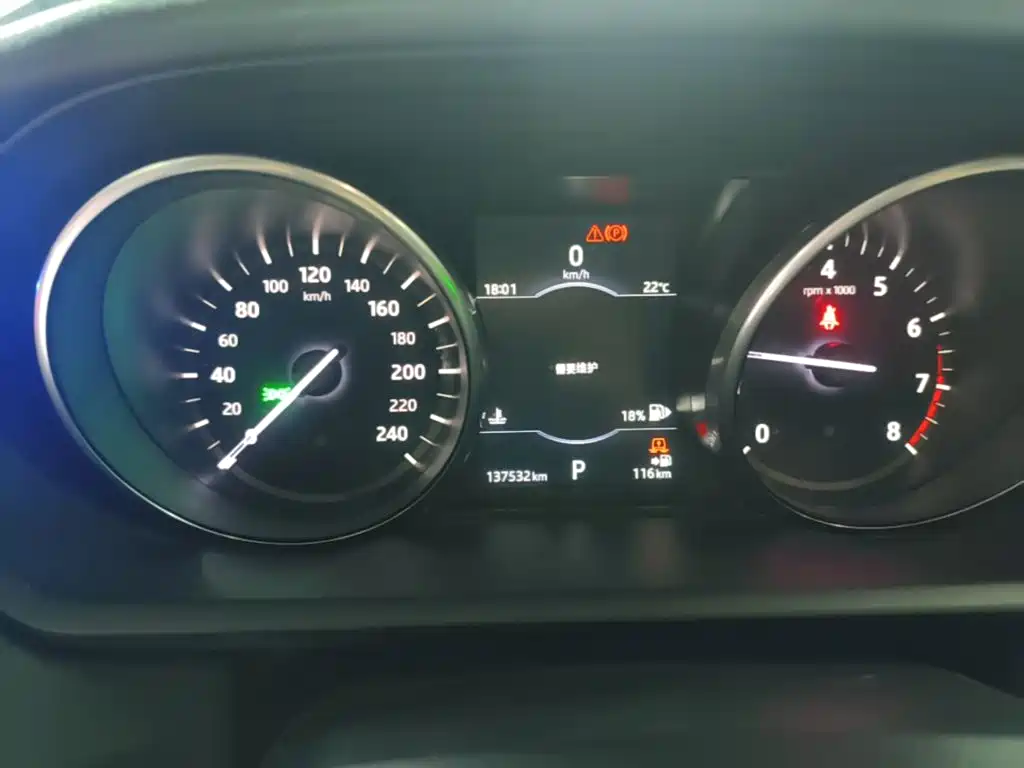 Land Rover Discovery — миниатюра 12