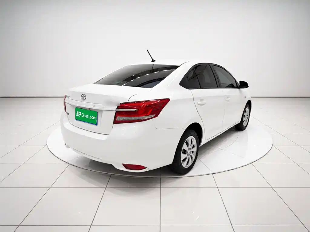 Toyota Vios — миниатюра 6