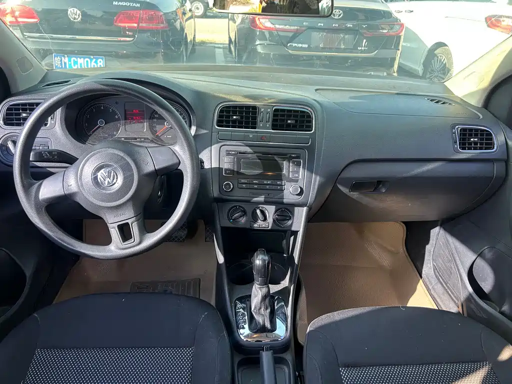 Volkswagen Polo — миниатюра 13