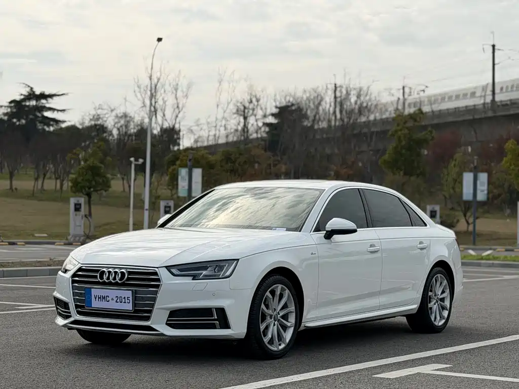 Audi A4L 2017
