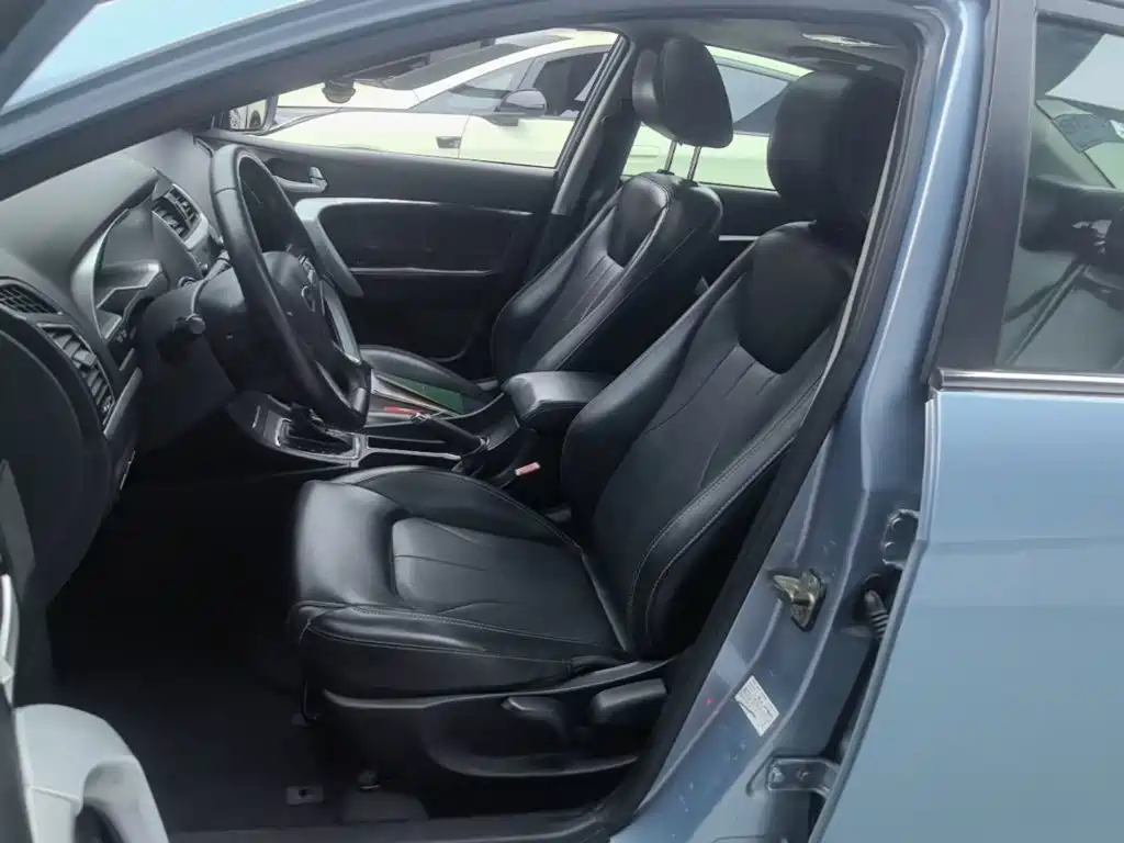 Geely Emgrand — миниатюра 15