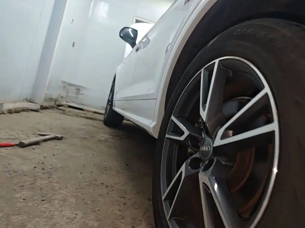 Audi Q5L — миниатюра 22