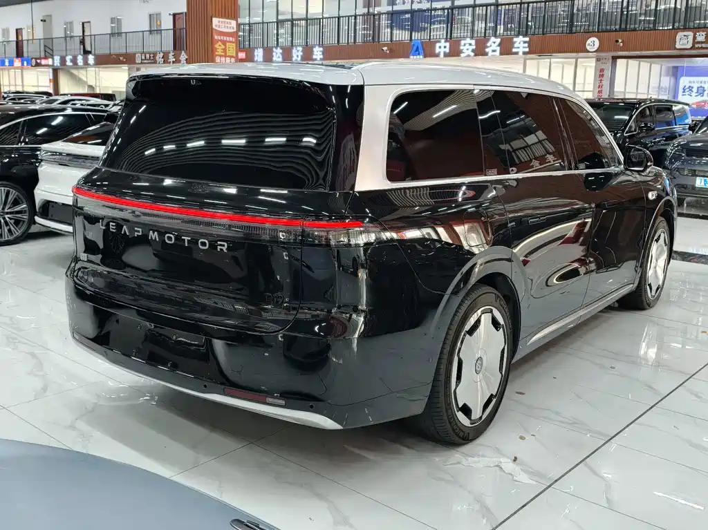 Leapmotor Leapmotor D19 — миниатюра 12
