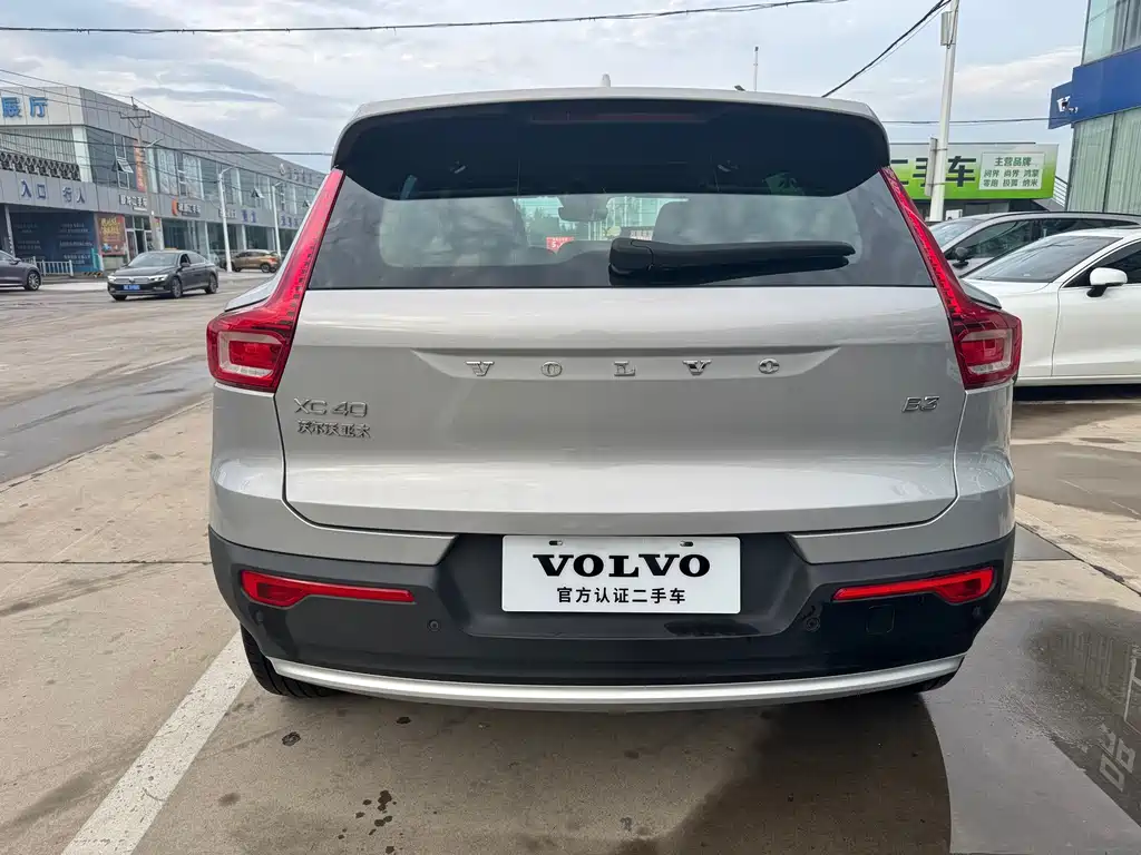 Volvo XC40 — миниатюра 8