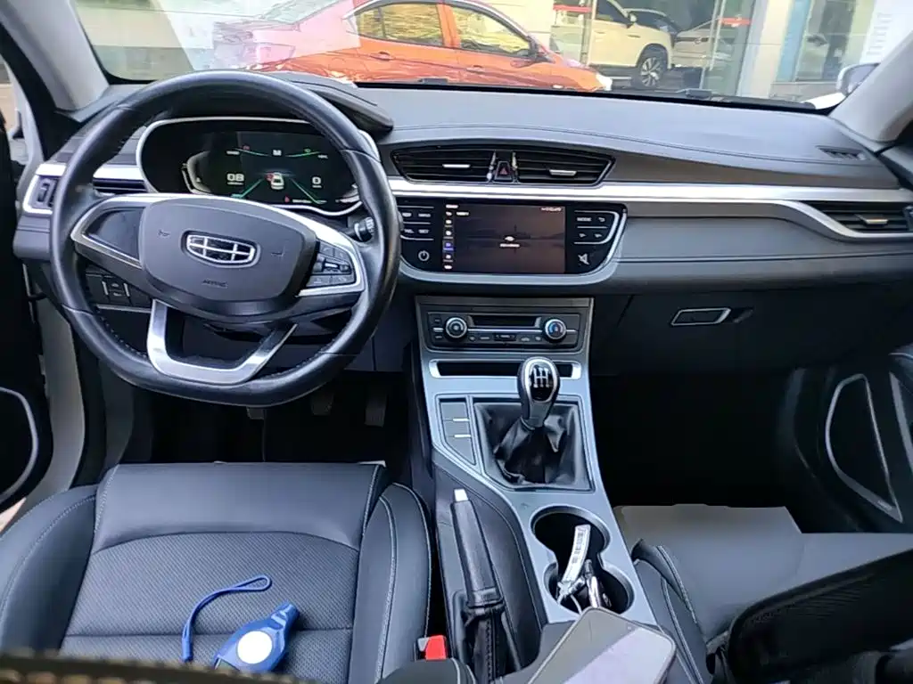 Geely Emgrand — миниатюра 10