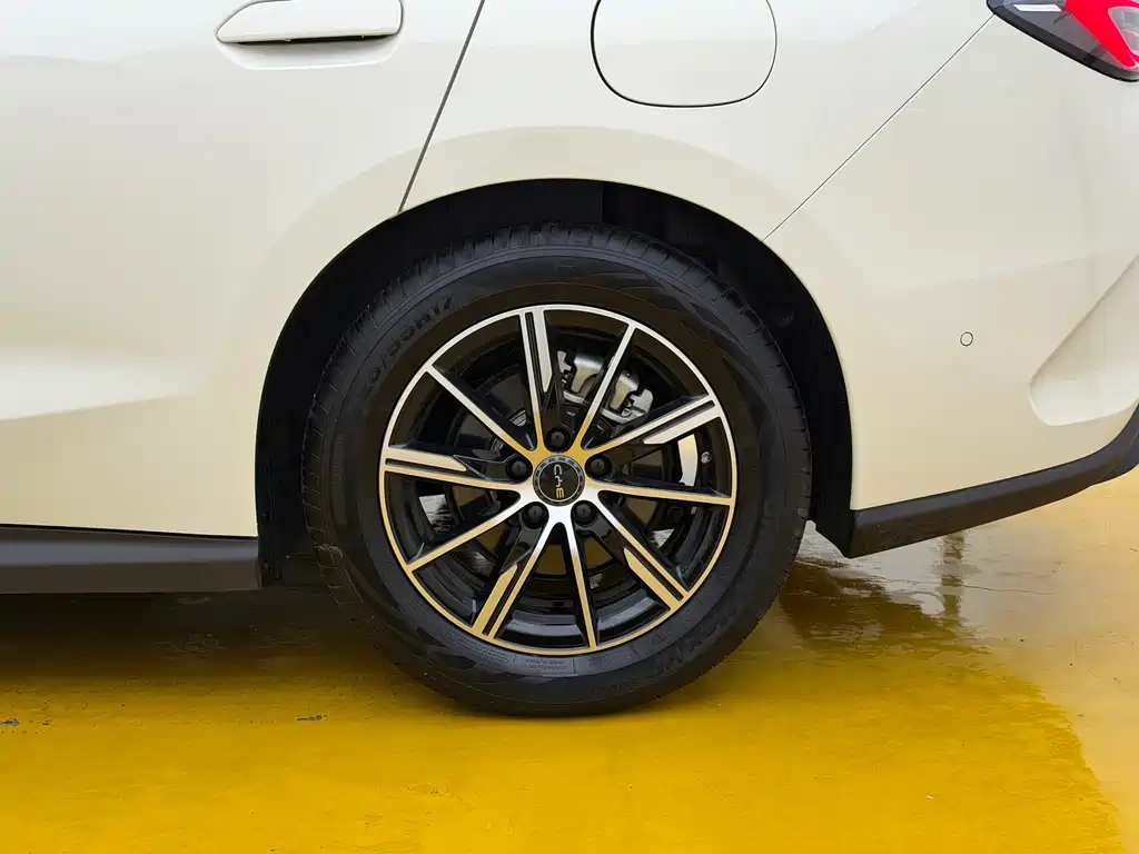 BYD Seal 06 — миниатюра 6