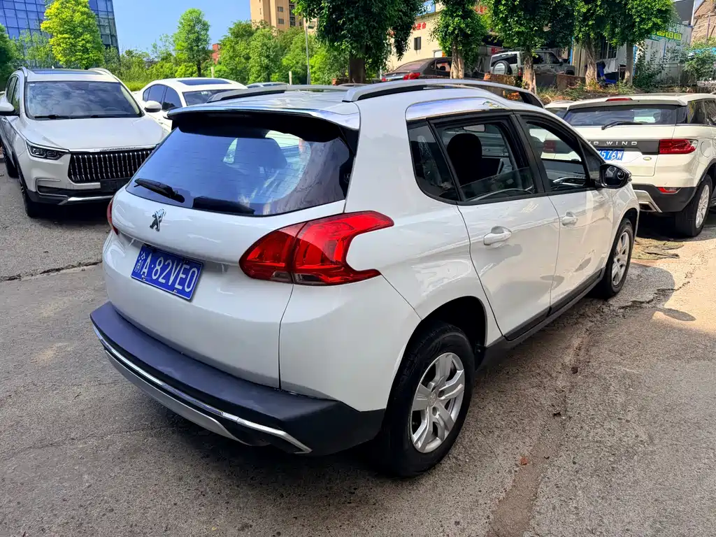 Peugeot 2008 — миниатюра 7